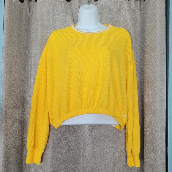 Hollister Tops - ⭐️Hollister Boyfriend T-Shirt⭐️